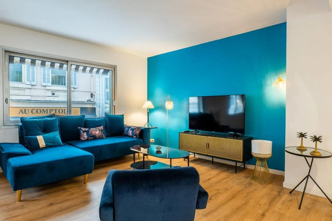 3-Br Apartment Steps From Palais Des Festivals Cannes